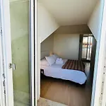 My Lx Flat Elegant Duplex With River View Апартаменты Лиссабон