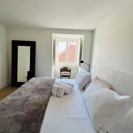 My Lx Flat Elegant Duplex With River View Lisbon